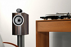 Bowers & Wilkins анонсировала полочную акустику 705 Signature.